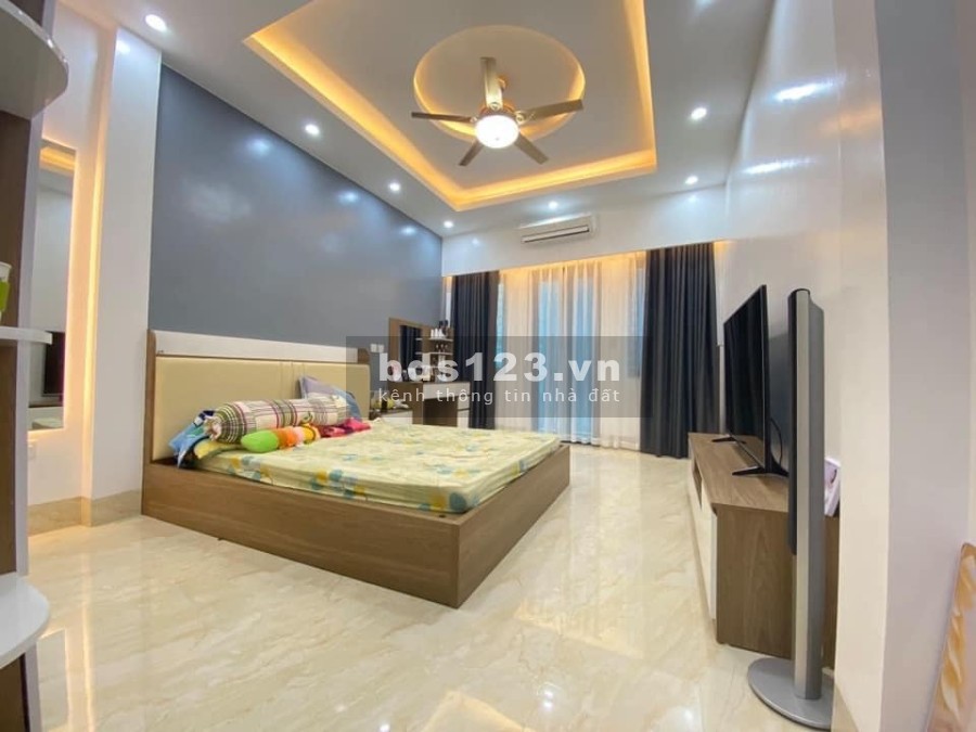 Nhà 7 tầng thang máy, dt 42m2 ngõ 63 Lê Đức Thọ, full nội thất, chỉ 6,8 tỷ. Lh 0392969999