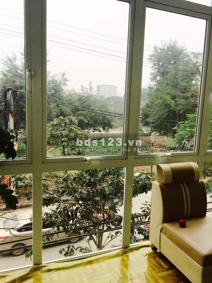 Mặt phố Kim Giang, Vỉa Hè 8m, lô góc, Kinh doanh khủng nhất khu vực