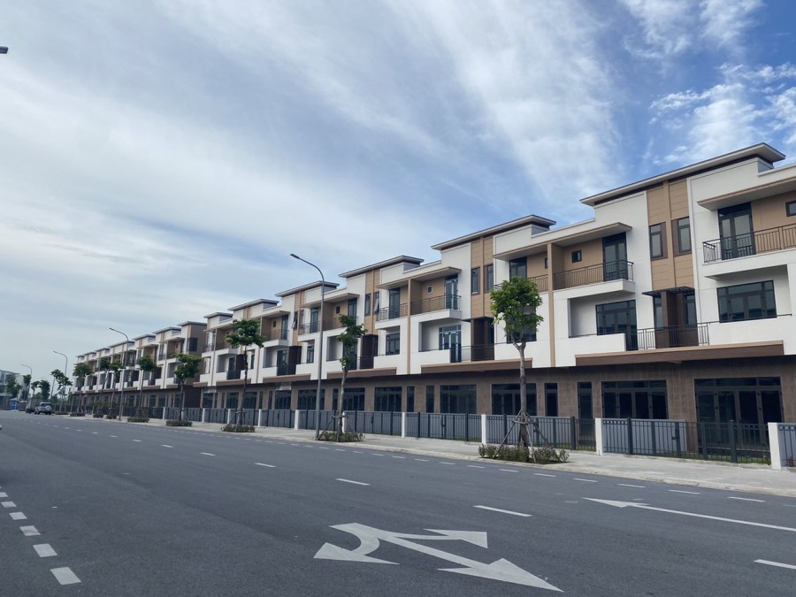 Bán shophouse diện tích sử dụng 120m2, khu đô thị Centa City Vsip Bắc Ninh, lh 0919813969