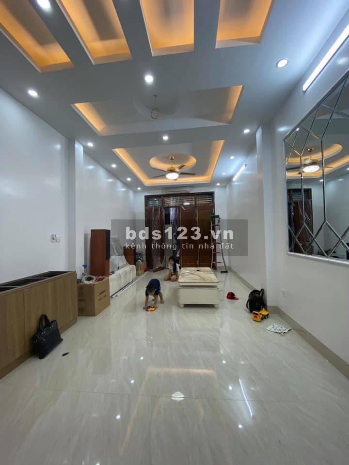 Nhà 7 tầng thang máy, dt 42m2 ngõ 63 Lê Đức Thọ, full nội thất, chỉ 6,8 tỷ. Lh 0392969999