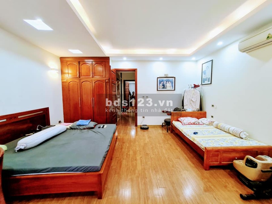 Cần tiền bán gấp nhà Nguyễn Văn Cư, dtsd 49m2, 5 tầng mặt…