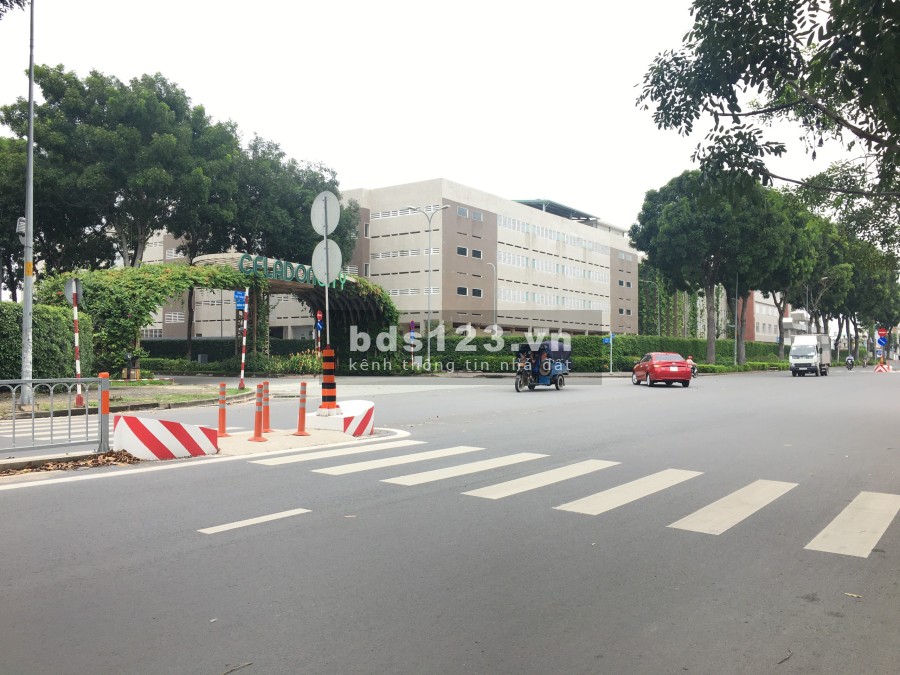 TÂN PHÚ, BỜ BAO TÂN THẮNG, NHÀ 2MT 5.3x15.3m, CHỈ 8.2 TỶ