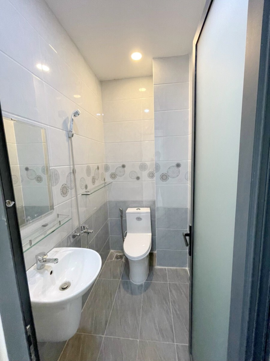 Bán nhà mới xây, ngay mặt tiền Đường nội bộ Phạm Thế…