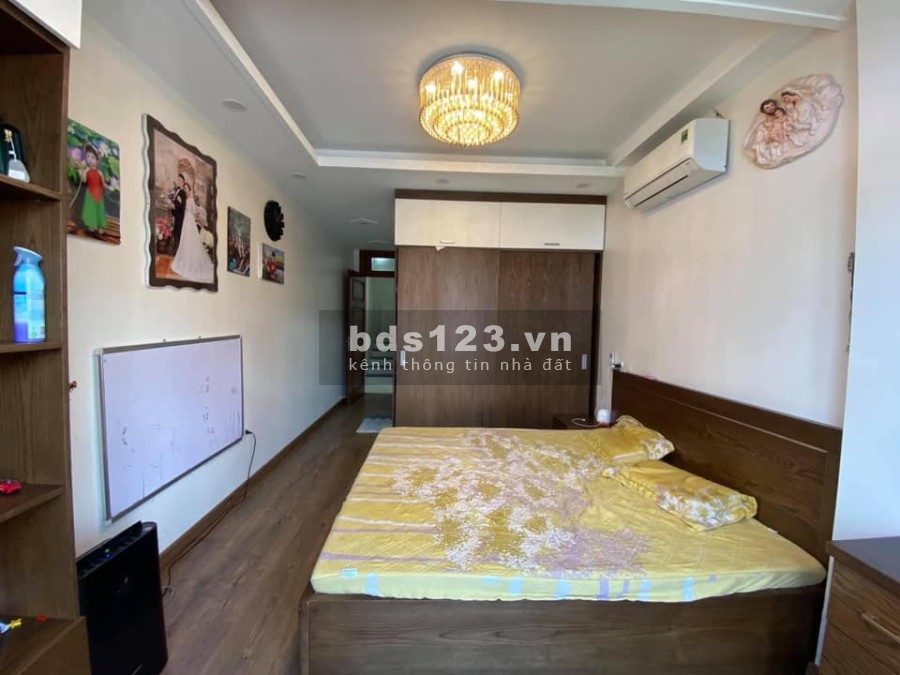 Bán Gấp nhà Nguyễn Hoàng 40m2, 6 tầng MT 4m, thang máy, tặng nội thất xịn, nhỉnh 5 tỷ