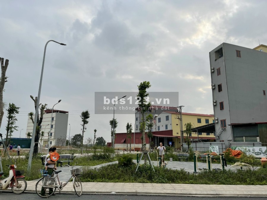 Bán lô áp góc dự án Yên Trung, Yên Phong, Bắc Ninh liên hệ 0977432923, hướng đông nam lô áp góc