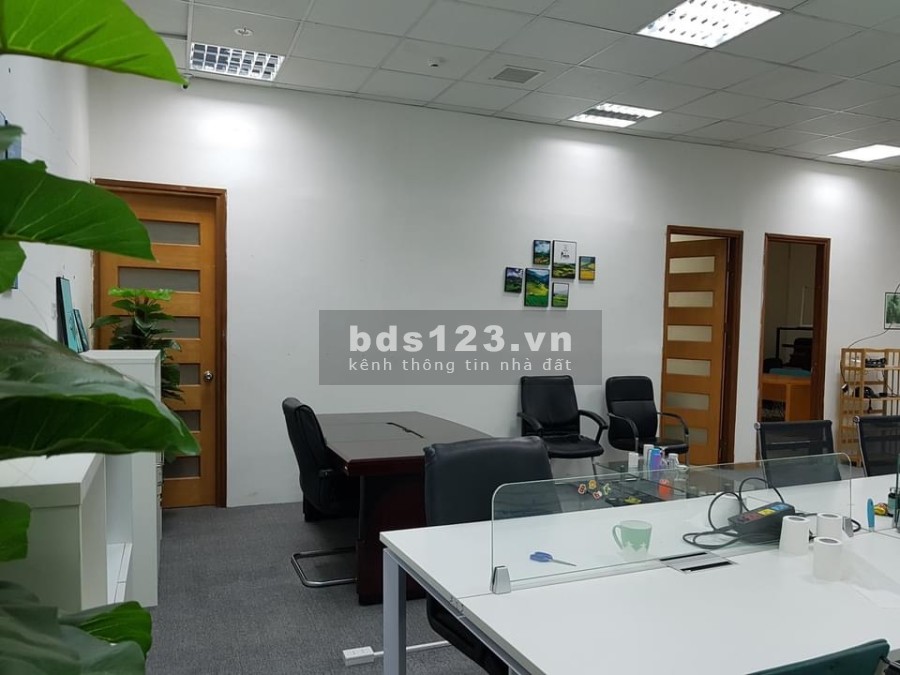 Cần cho thuê văn phòng cao cấp toà Dolphin plaza, số 6 Nguyễn Hoàng