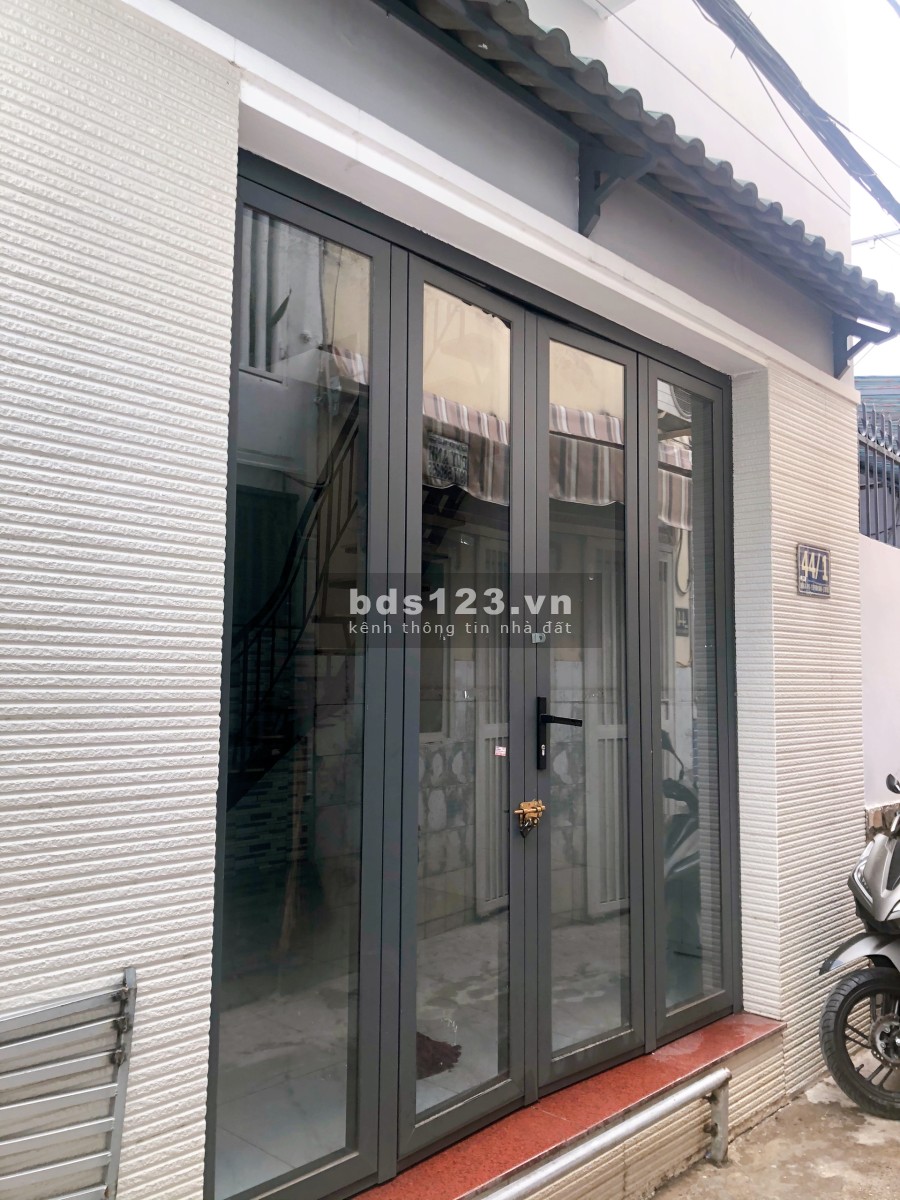 Mình chính chủ - Dt 4x6m2 - Đối diện Gigamall Thủ Đức