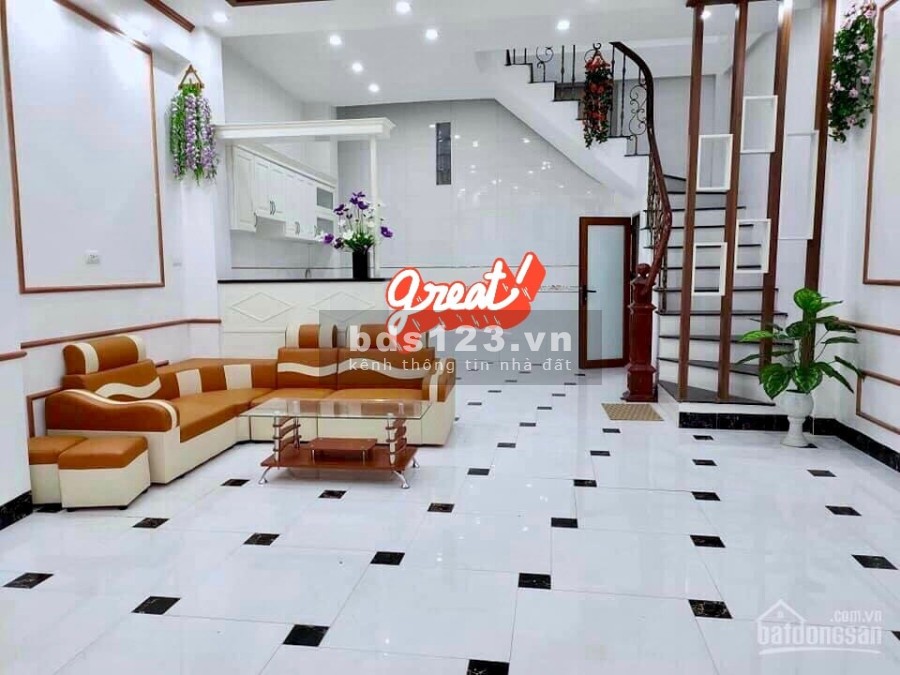 BÁN NHÀ ĐẠI LA, HAI BÀ TRƯNG - 48M2 - 2 THOÁNG - BA GÁC - SÂN ĐỂ XE RỘNG - CHỈ NHỈNH 4 TỶ.