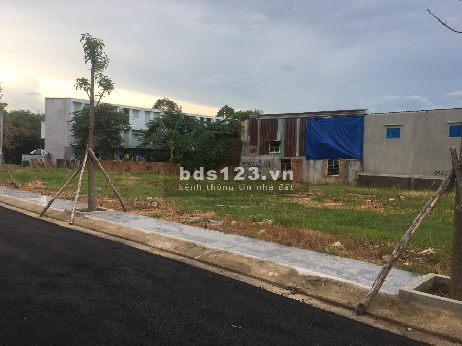 Bán Đất Thổ Cư Quận 9 Liền Kề Vinhome Grand Park xây dựng tự do