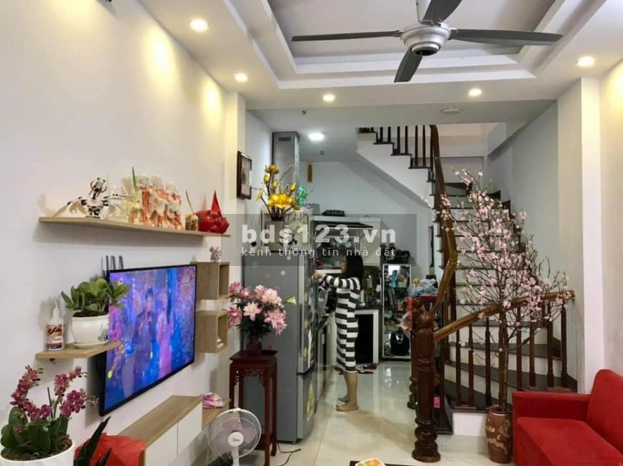 NHÀ ĐẸP MỸ ĐÌNH Ô TÔ VÀO NHÀ CHỈ 3 TỶ 6 - 5 TẦNG - TẶNG NỘI THẤT - SỔ ĐỎ PHÂN LÔ - HIẾM CÓ