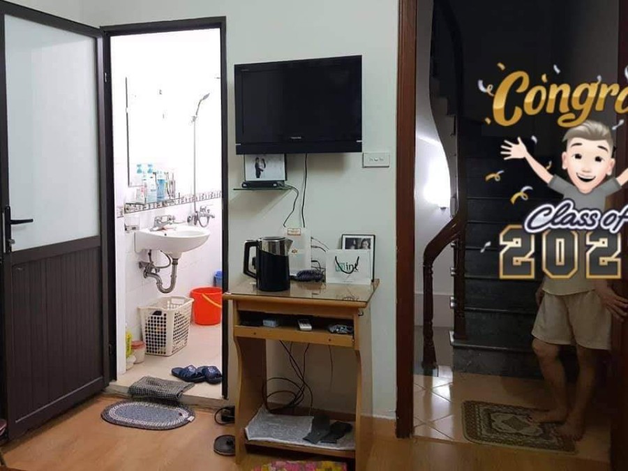 Nhà Văn Miếu 4 tầng sổ đỏ 43m, oto đỗ cổng 3 tỷ