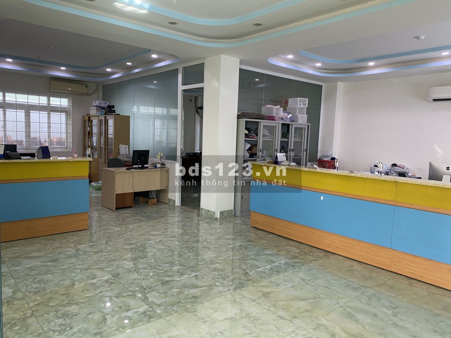 Cho thuê tòa nhà làm văn phòng, trường học tại đường Phan Huy Ích, p12, Gò Vấp