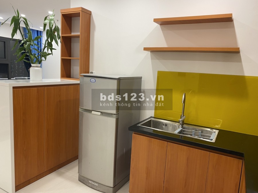 Giá hỗ trợ giá mùa dịch cần cho thuê CH 2PN,2WC full đồ đẹp Vinhome smart city 9tr/th