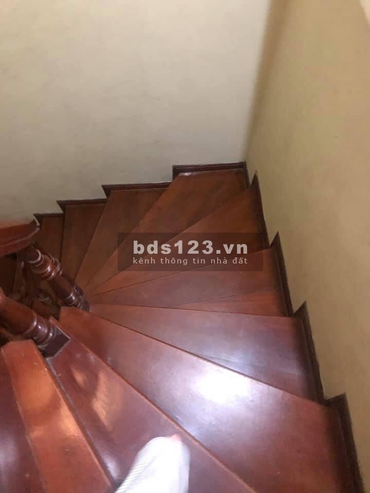 Bán nhanh nhà Tây Mỗ, ngõ thông kinh doanh ô tô tránh, dtsd 48m2, 5 tỷ, giá 3.9 tỷ: 0978996965
