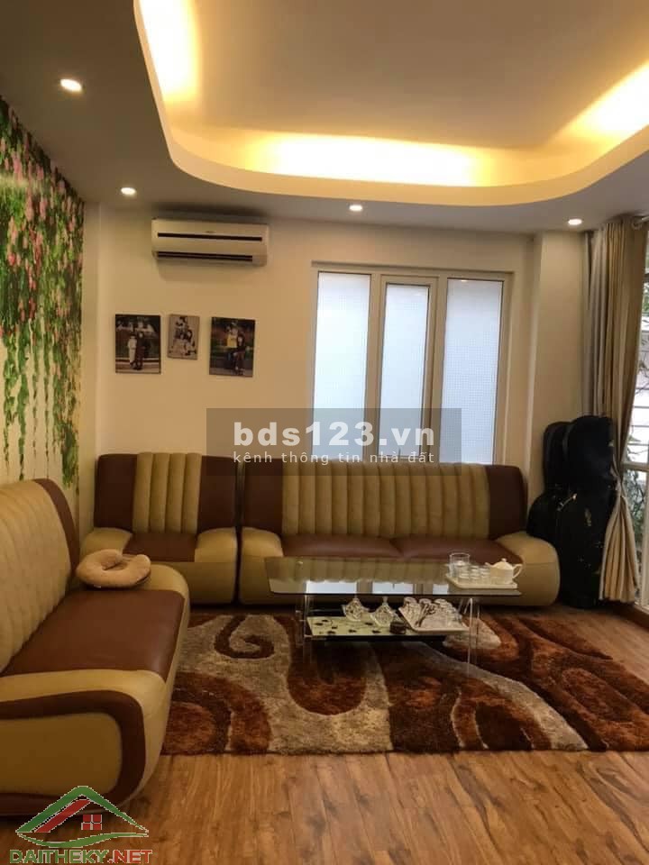 Bán Nhà Trần Duy Hưng, Cầu Giấy, P/Lô, ở ngay, Vỉa Hè rộng, KD đỉnh.