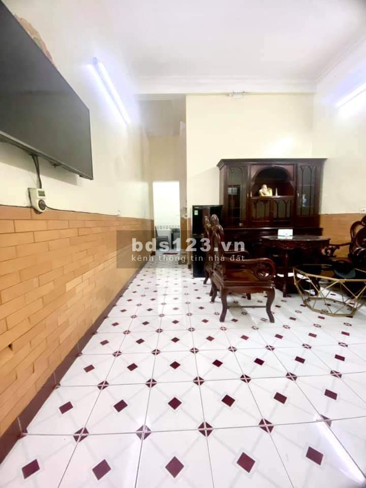 Cần bán gấp nhà Kim Ngưu diện tích sử dụng 52m x 3 tầng ngõ oto vào tận nhà giá tốt