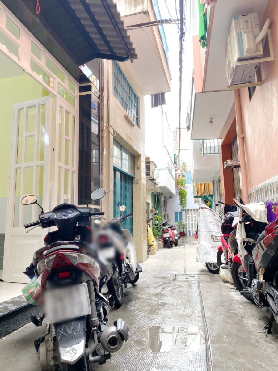 Nhà mới vị trí đẹp hẻm Phạm Thế Hiển Phường 5 Quận 8