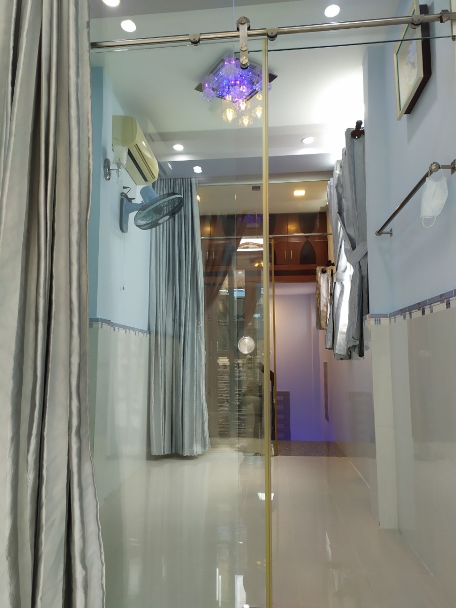 Nhà 1 Trệt 1 Lầu 45M2 Đường Đoàn Văn Bơ P14 Q4.