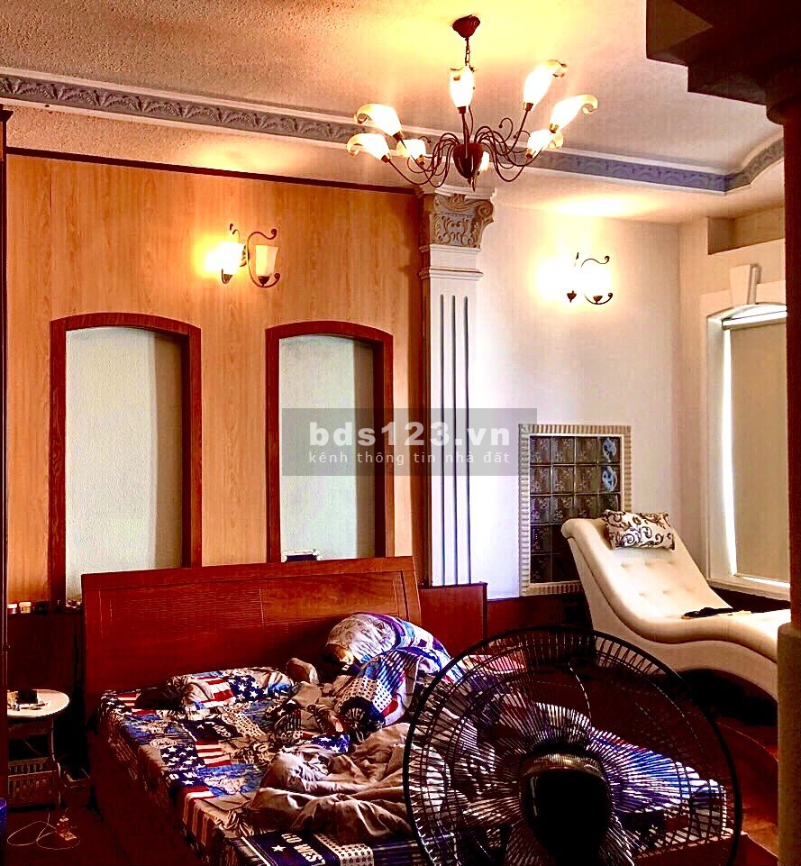 Bán gấp biệt thự Tân Cổ Điển 105m2 Ngay Sát Trung Tâm Thành Phố, Trệt 3 lầu 21 tỷ* Thương Lượng