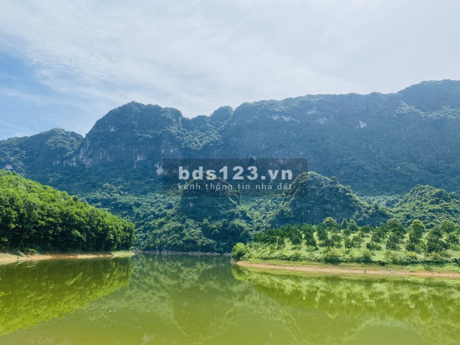 HƠn 5 tỷ có ngay siêu phẩm bám Hồ rộng 2,8ha đẹp mê ly ở Lạc Thuỷ- Hoà Bình