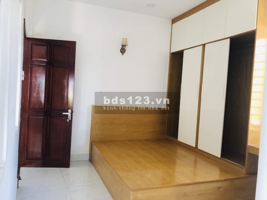 Cho thuê nhà nguyên căn đường số 8 quận Thủ Đức giá 10tr/tháng