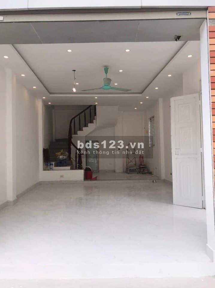 Bán nhà Thạch Bàn Long Biên, 47Mx4T, Nhỉnh 4Tỷ,chỉ việc ở, LH Mr Khởi 0911910586