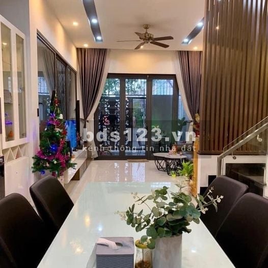 Chỉ nhỉnh 16 tỷ sở hữu ngay nhà 3 Tháng 2 Quận 10 - 100m2 - Hai mặt hẻm xe hơi