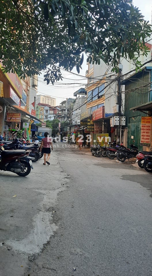 Bán nhà Yên Hòa dtsd 33m2 5 tầng 10m ra ngõ oto tránh gần trường các cấp