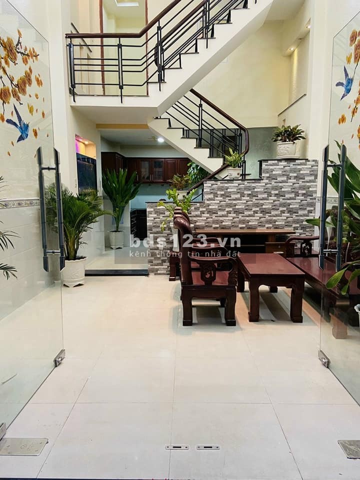 [Bán nhà] Đường Lê Văn Quới, Bình Tân, dt 4x10m, giá 3 tỷ 600 tr, LH 0794722843