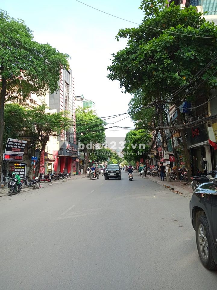 Bán nhà Phố Chiến Thắng, Văn Quán, Quận Hà Đông, dtsd 40m2 giá nhỉnh 3 tỷ sổ sẵn