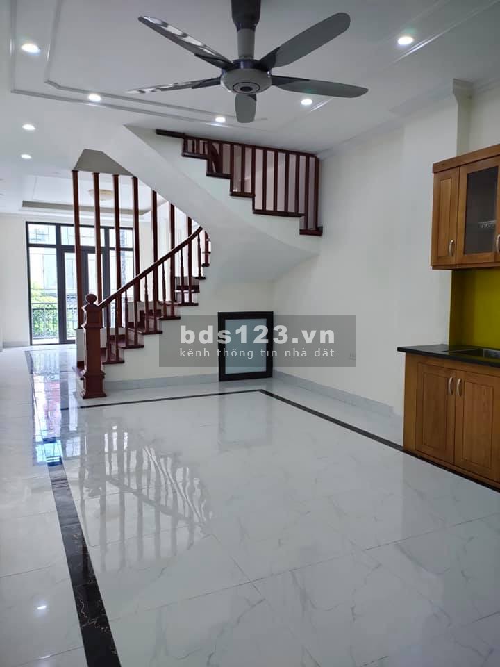 Nhà 50x5 tầng, khu phân lô, oto đỗ cửa, nhỉnh 7 tỷ; lựa trọn có 102 mùa dịch.
