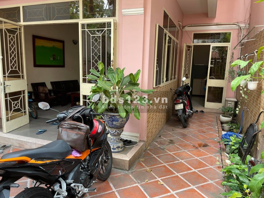 BÁN NHÀ PHỐ TRƯƠNG ĐỊNH Q3 VỊ TRÍ ĐẸP