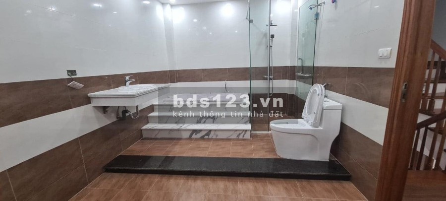 Lô góc full nội thất, 6T 40m2 ngõ 12 Hàm Nghi , chỉ 7,6 tỷ, LH em Tuấn 0392969999