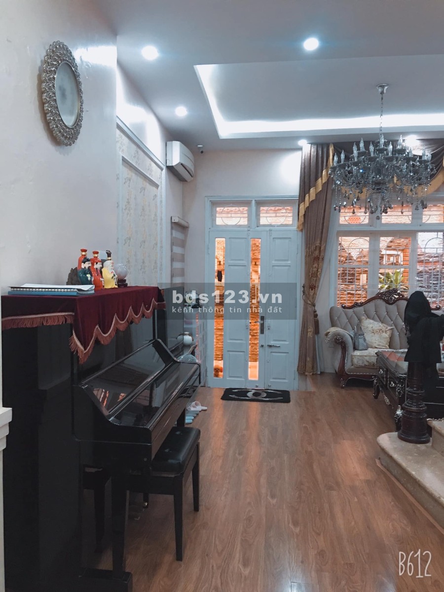 ĐỐNG ĐA - NHÀ ĐẸP - SÂN VƯỜN - NỘI THẤT CHÂU ÂU - 80M2 - CHỈ 6.5 TỈ