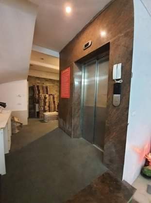 Bán Nhà Phân Lô, Quận Đội Phố Vương Thừa Vũ Quận Thanh Xuân, 7; Tầng,Thang máy Ô Tô tránh