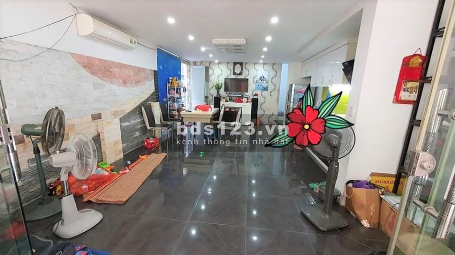 Bán Nhà Hoàng Mai 60m2 nhà đẹp mặt ngõ kinh doanh lô góc gần phố liên hệ 0334.837.326