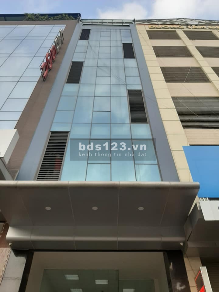 Bán nhanh tòa nhà văn phòng phố Vạn Phúc, dtsd 80m², 9 tầng Kinh Doanh Siêu Khủng giá 24 tỷ