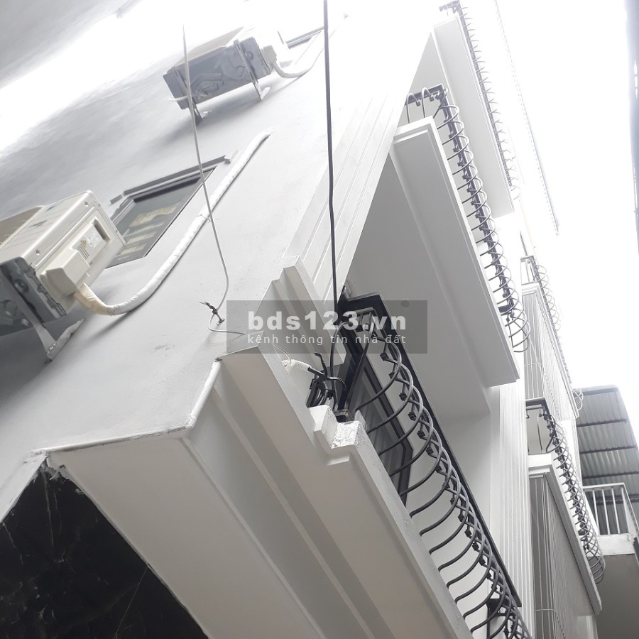 Bán nhà LK Tứ Hiệp 41m2 x 3.5 tầng giá chỉ từ 2.1 tỷ, LH chính chủ 0986397438