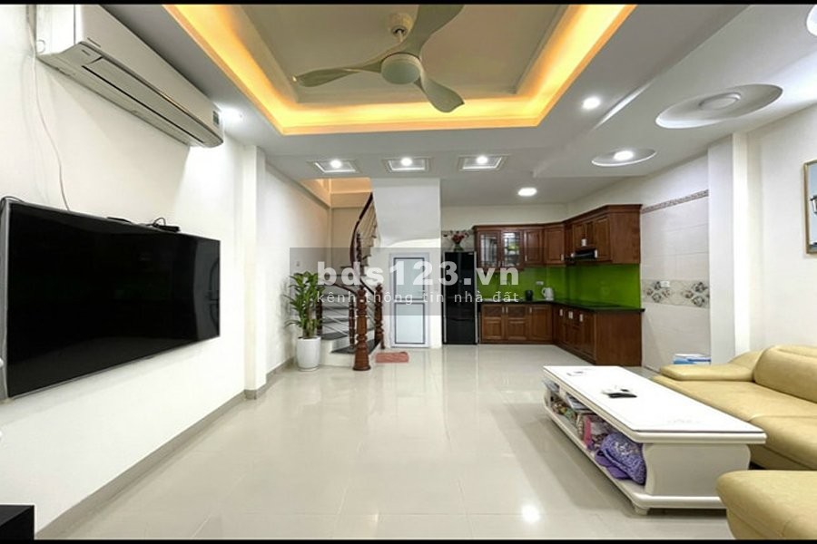 CHÍNH CHỦ NHÀ ĐẸP THANH XUÂN- NGÕ RỘNG, 15M RA ÔTÔ, 5 TẦNG, MẶT TIỀN 4M5