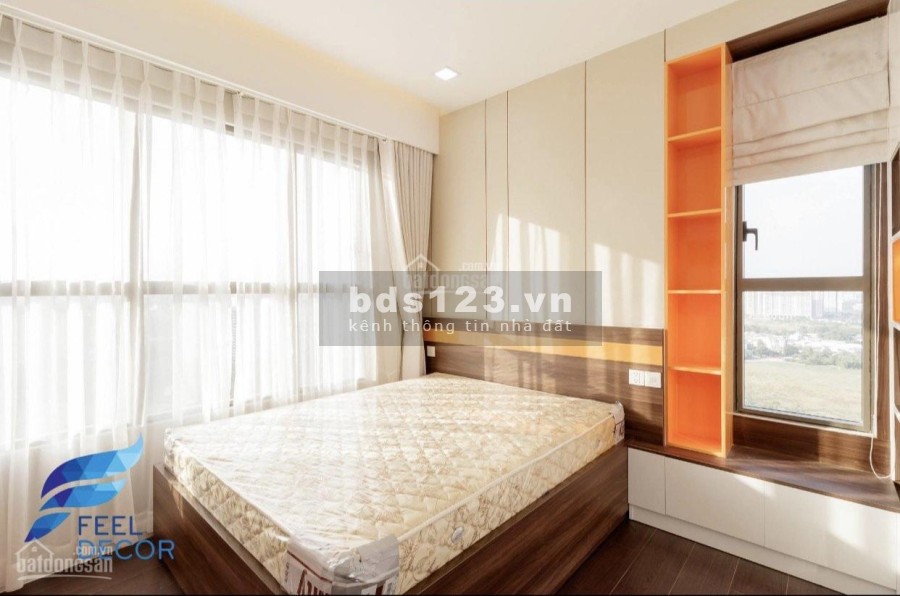 Bán căn hộ The Sun Avenue 3PN 2WC full nội thất 4.65 tỷ bao hết thuê phí LH: 083 555 8886