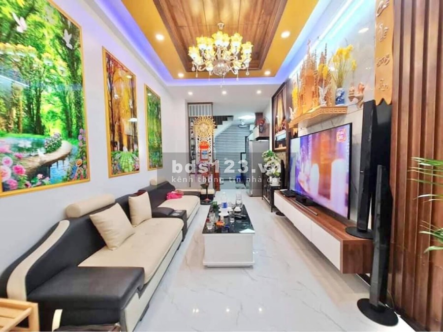 GIẢM CHÀO 300TR - 50M RA PHỐ QUẬN HOÀNG MAI