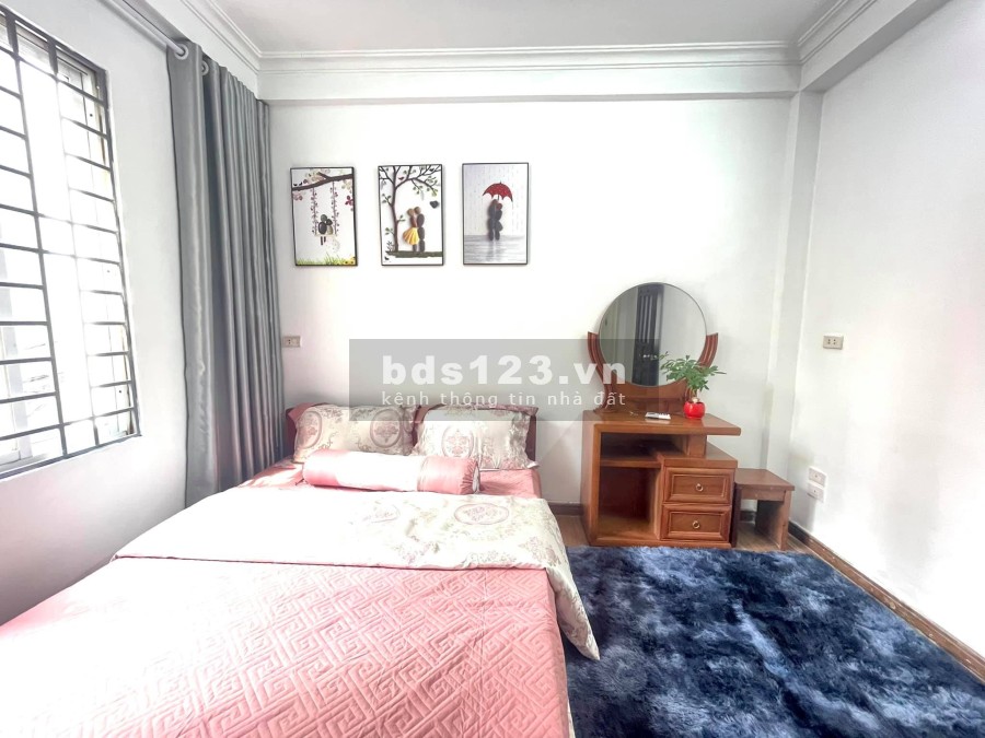 Nhà đẹp Lê Trọng Tấn, 2 mặt thoáng, ngõ ba gác, ô tô 5 tạ cách 5m, giá chỉ 3.15 tỷ