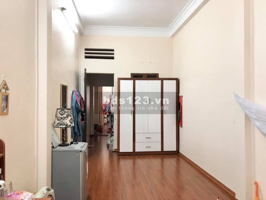 Cần Bán Gấp Nhà Phân Lô Hà Đông Dt 46m2 giá 4.1 tỷ Tặng Nội Thất 0866729356