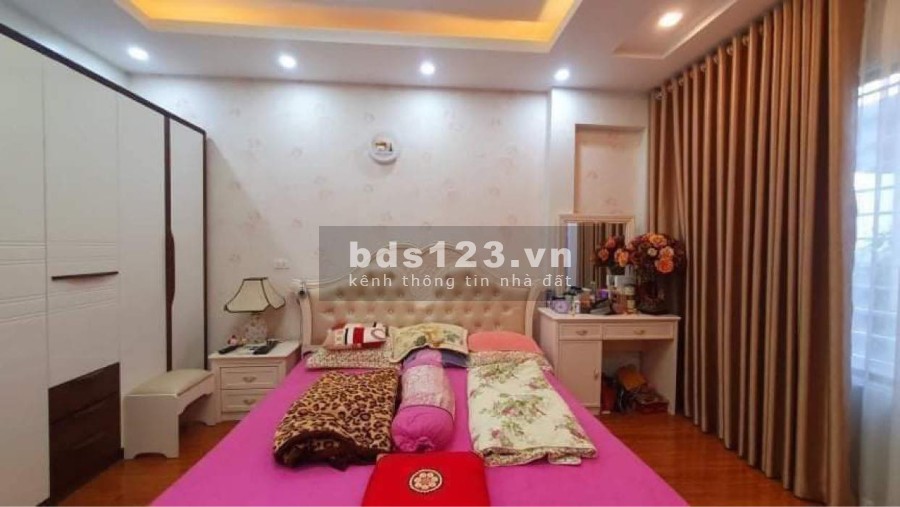 Siêu phẩm 6 tầng oto đỗ cửa, phố Nguyễn Phúc Lai, giá bán chỉ 10.3 tỷ LH Em Tuấn 0392969999