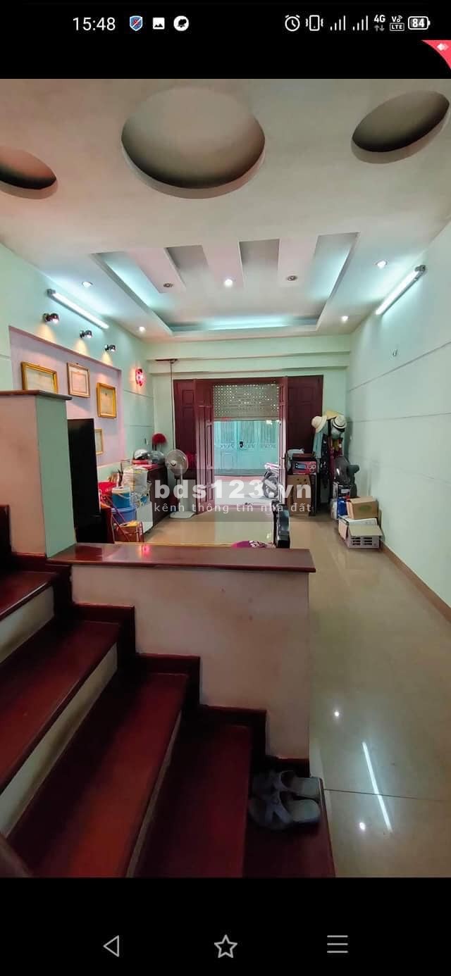 Bán GẤP nhà Cầu GIấy 55m2 - Phân Lô - Oto vào nhà