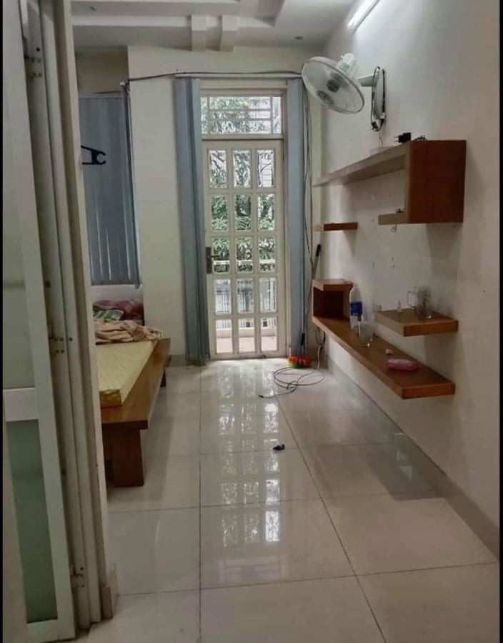 Bán Nhà Số 1, Gò Vấp, Hẻm Xe Hơi Tránh Nhau, 3 Lầu BTCT, 64m2 Chỉ 6.8 Tỷ