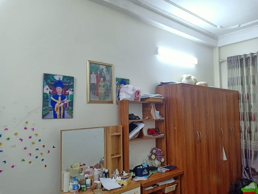 Bán nhà Thịnh Quang có sẵn 3 ngủ 5 tầng về ở ngay 30m chỉ 2 tỷ 9. Gọi ngay: 0336588588