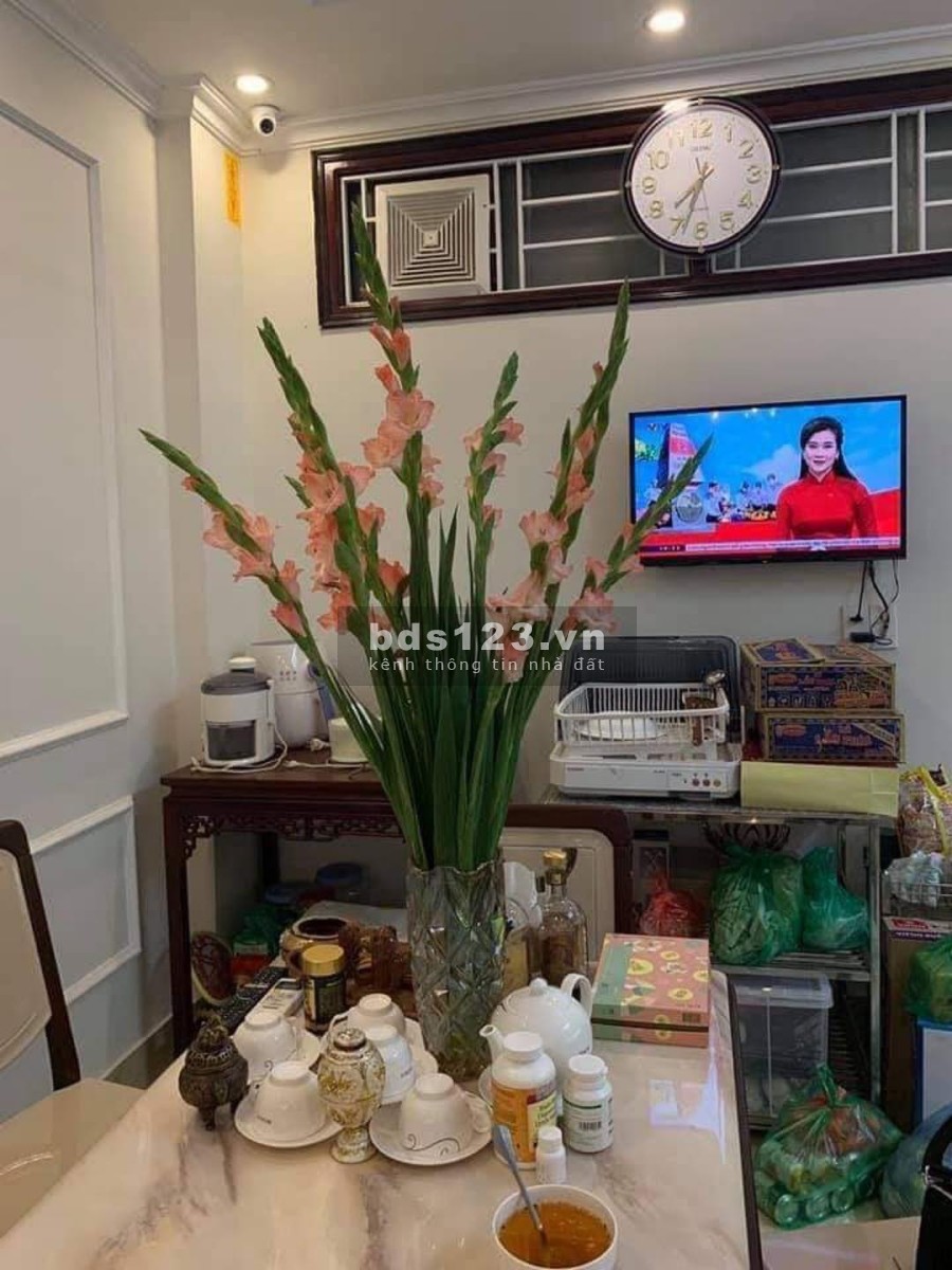 Siêu phẩm 6 tầng oto đỗ cửa, phố Nguyễn Phúc Lai, giá bán chỉ 10.3 tỷ LH Em Tuấn 0392969999