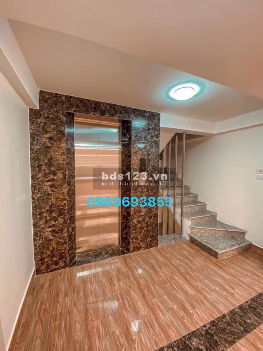 Nhà mặt phố Khương Trung kinh doanh thang máy lô góc 3 mặt thoáng, dt 92m2 7 tầng, lh 0969693855