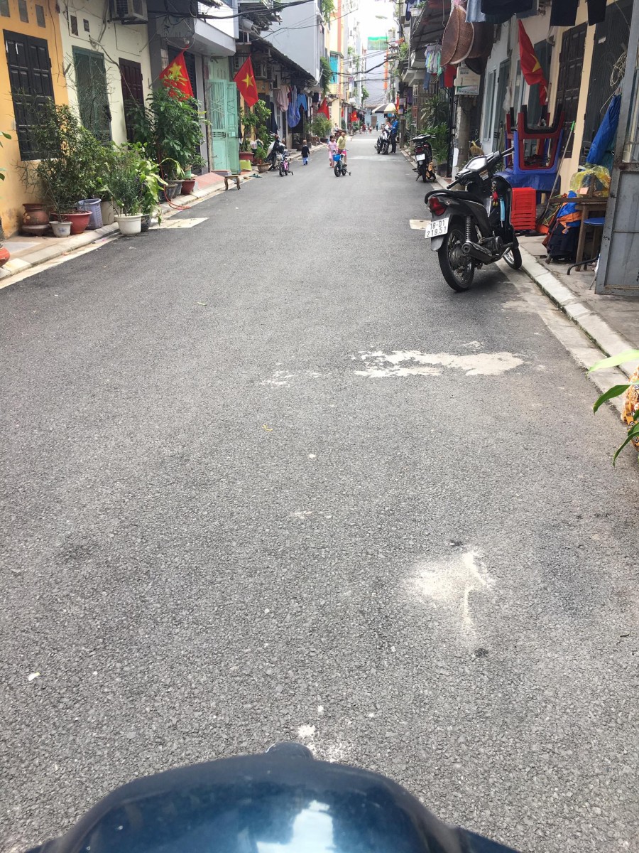 Đất phân lô 918 Phúc Đồng, SĐCC 170m, mt 17m, ô tô tránh, giá 19.7 tỷ. LH 0909258391